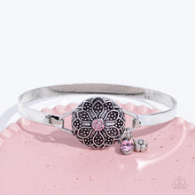 Load image into Gallery viewer, Fleur de Prairie - Pink
