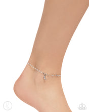 Load image into Gallery viewer, Crescent Chic - Silver
