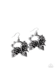 Load image into Gallery viewer, Wanderlust Wreath - Silver
