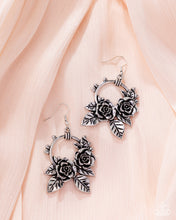 Load image into Gallery viewer, Wanderlust Wreath - Silver
