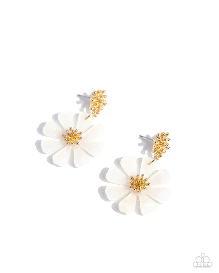 Poetically Pastel White