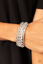 Load image into Gallery viewer, Western Nomad - Silver
