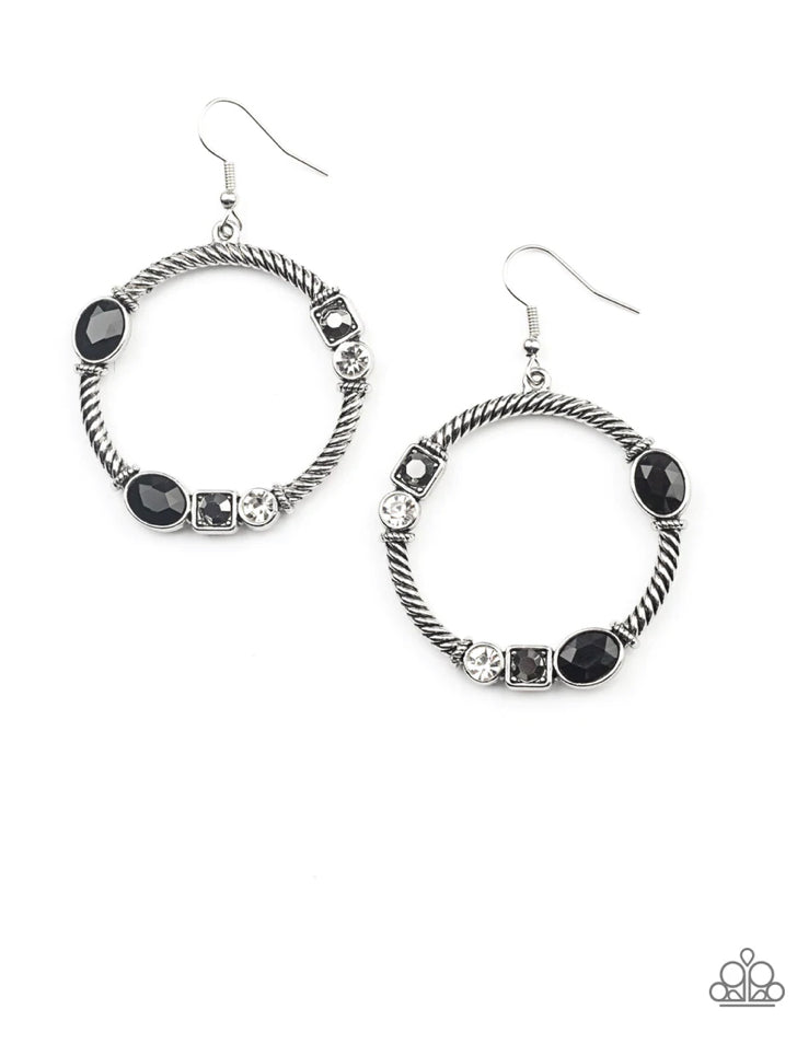 Glamorous Garland Black